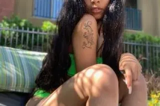 Let me be you're trophy 💎🏆 - 2... - Image 1