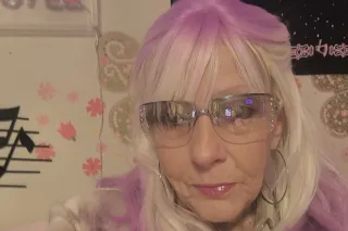 🫦💋🫦 LANDLORD IS WORKING WITH M... - Image 3